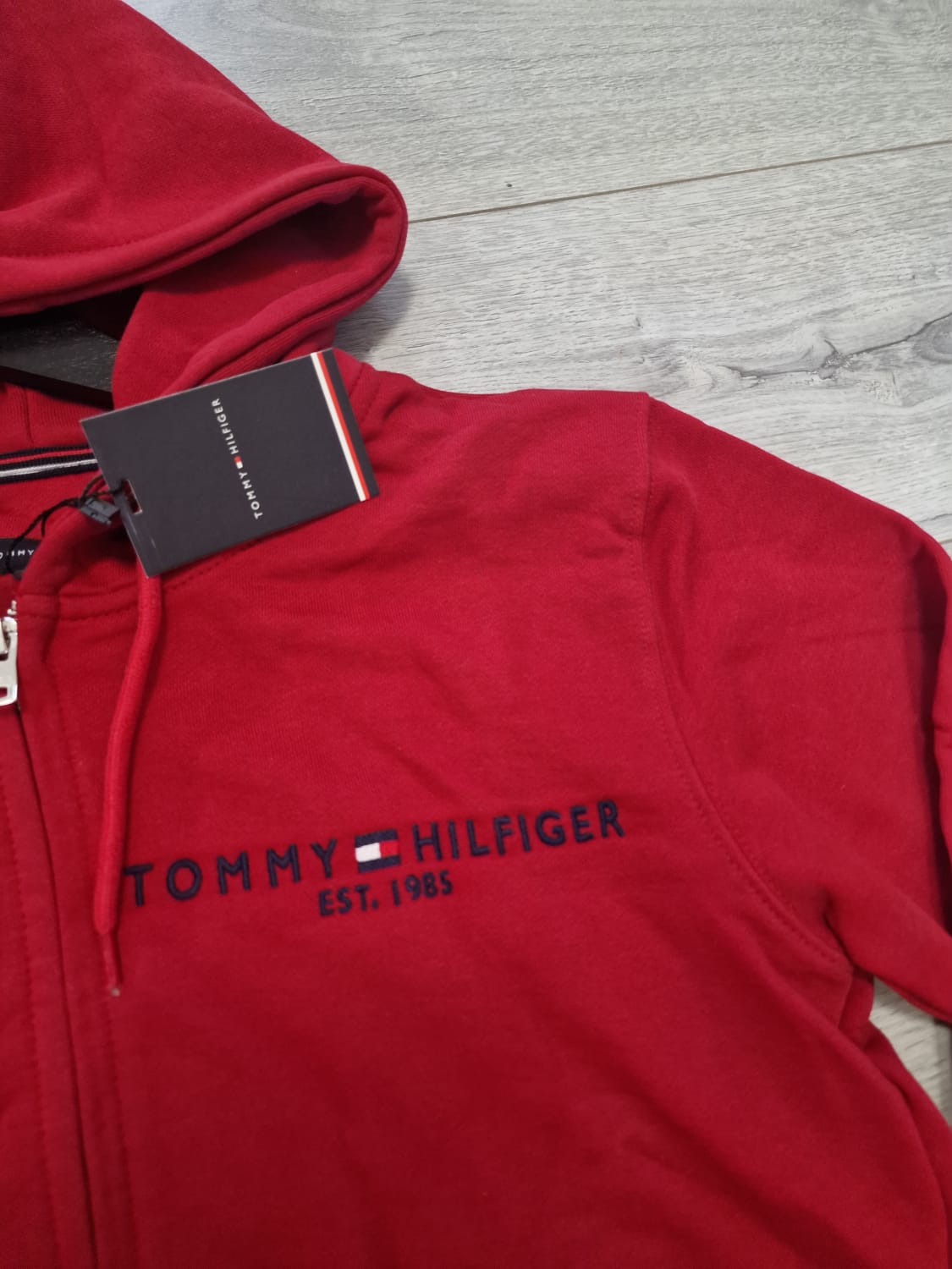 Tommy duks