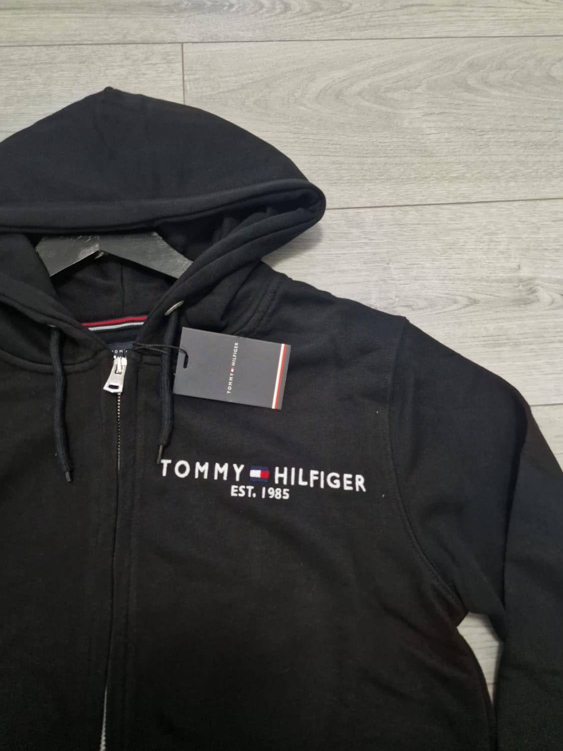 Tommy duks