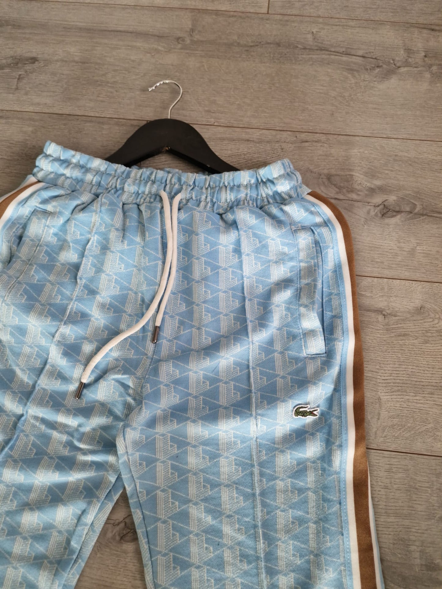 Lacoste donji deo trenerke