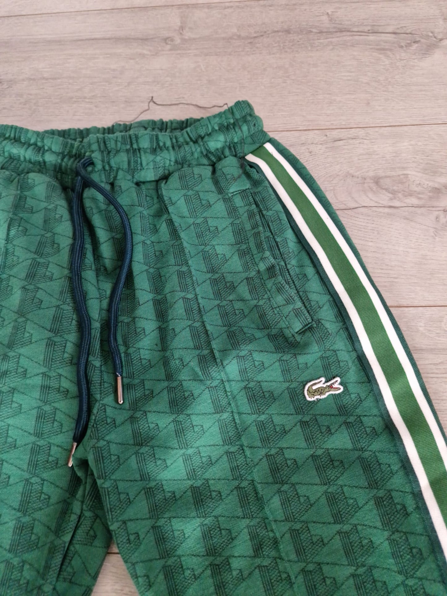 Lacoste donji deo trenerke