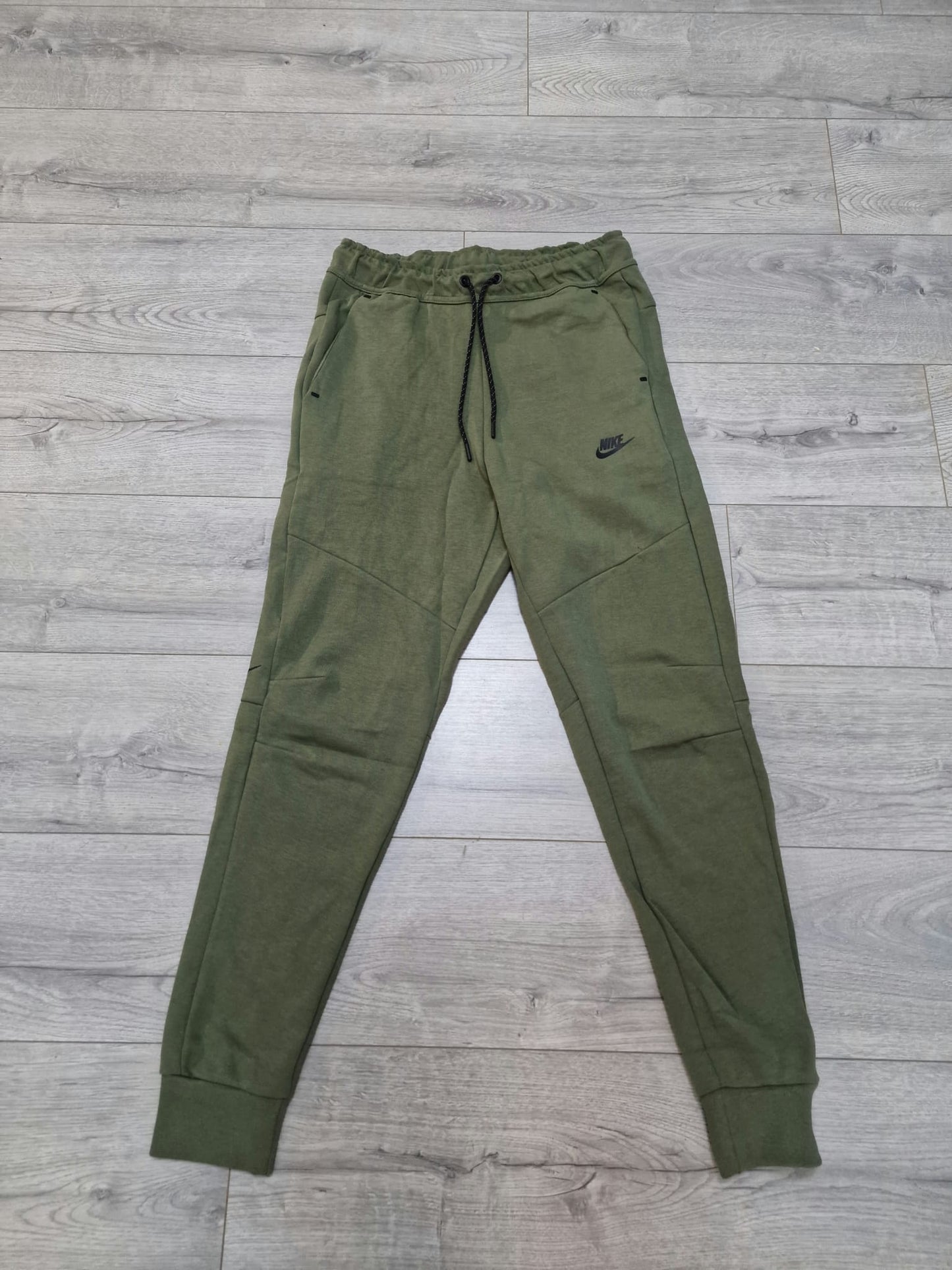 Nike Tech Fleece donji deo trenerke New Gen