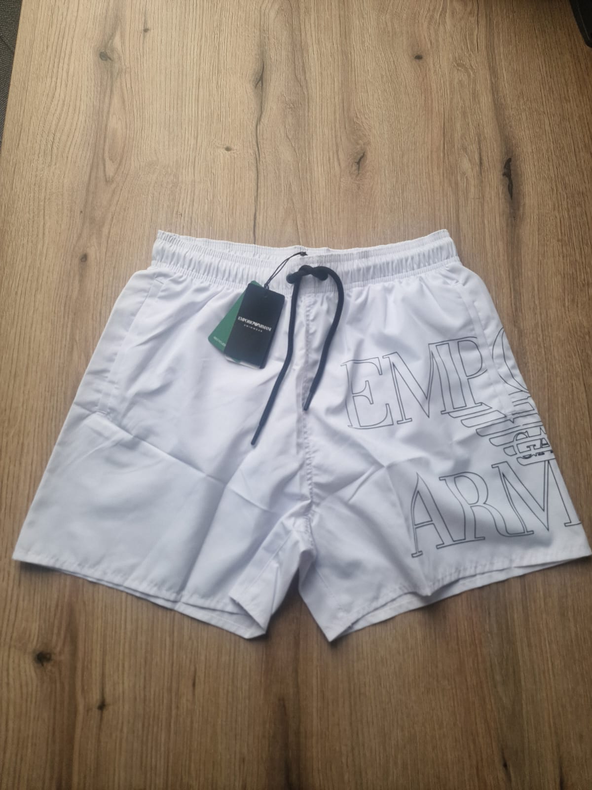 Armani kupaci sorc