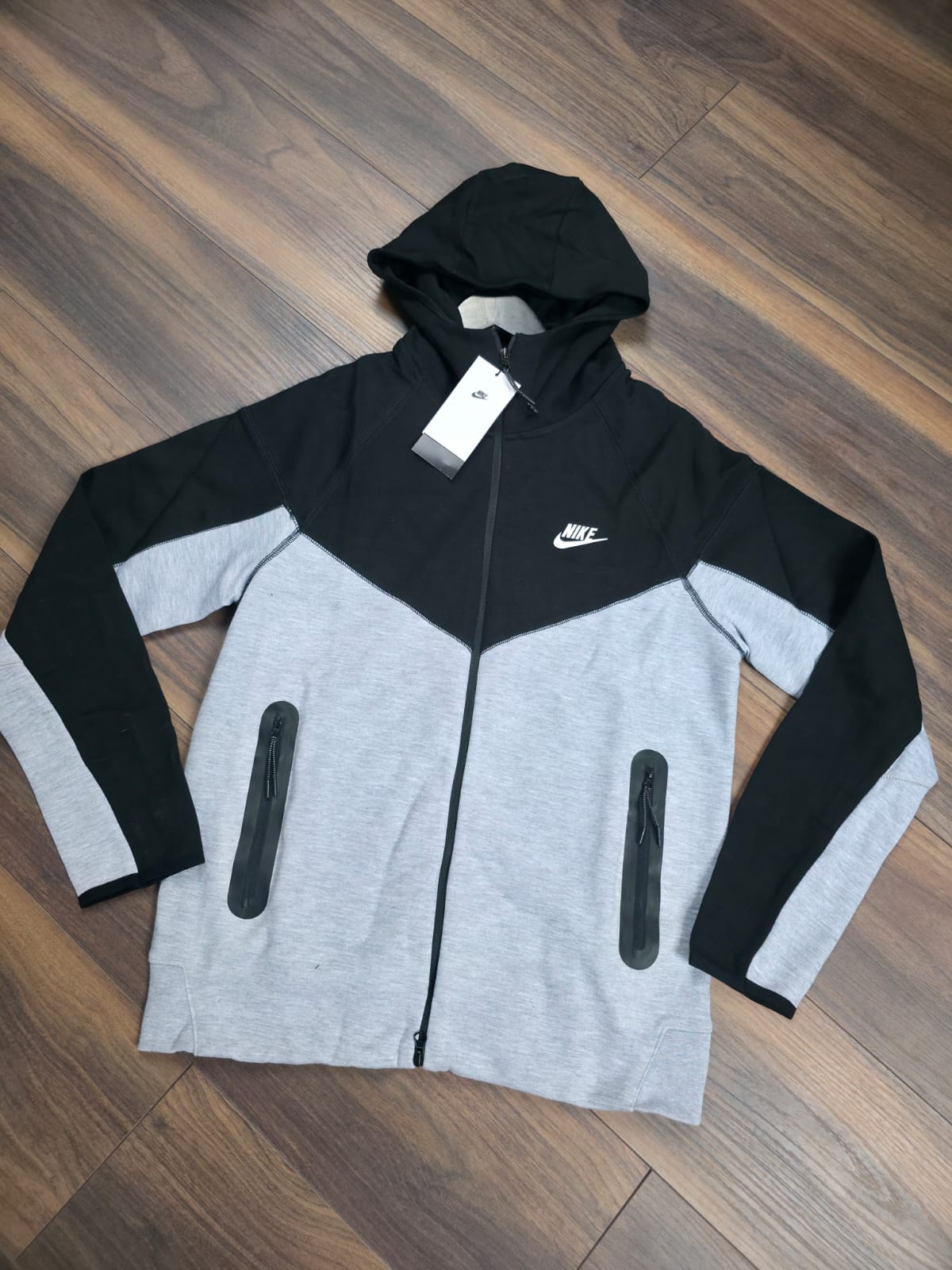 Nike Tech Fleece 2023 duks