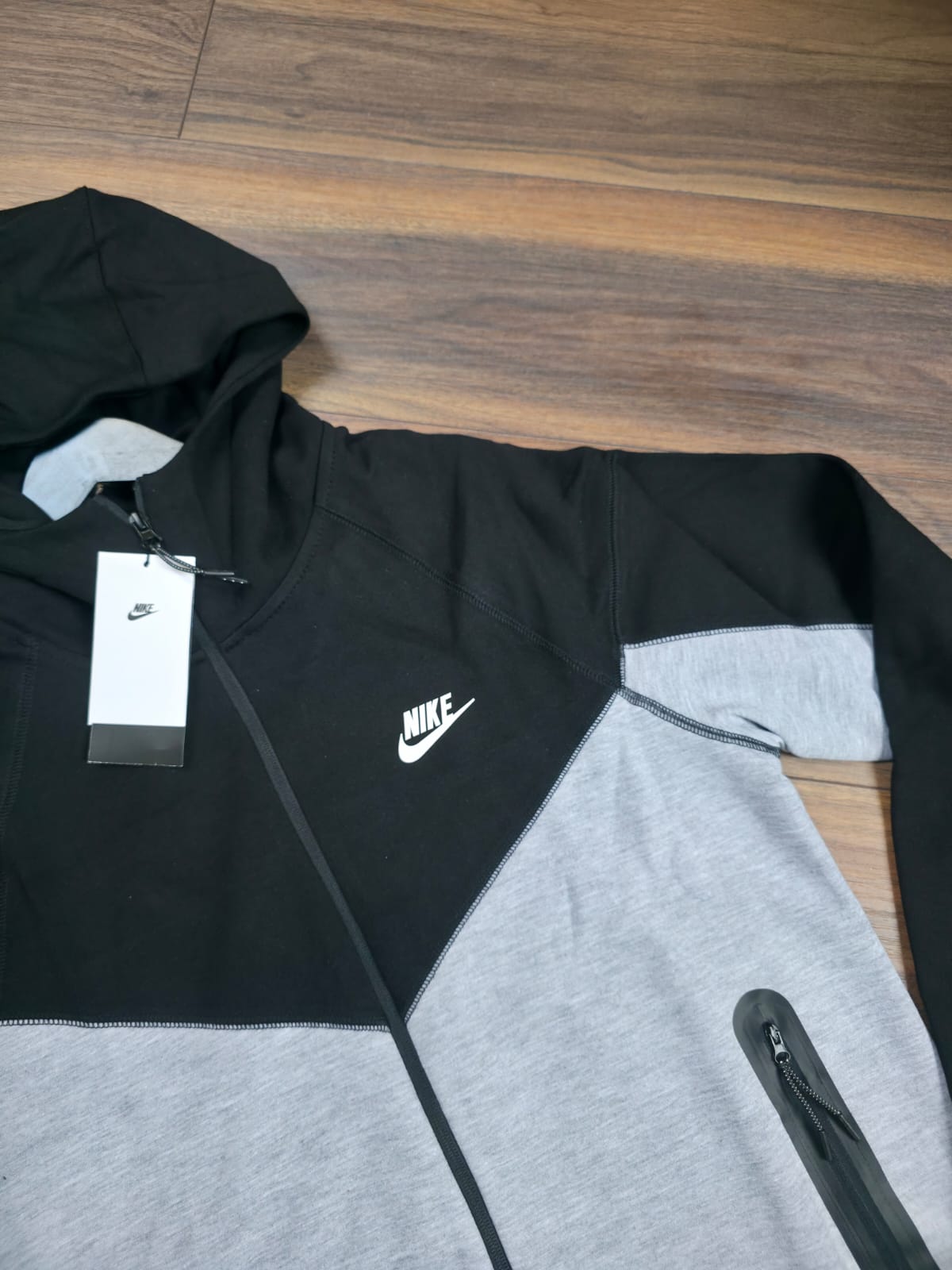 Nike Tech Fleece 2023 duks