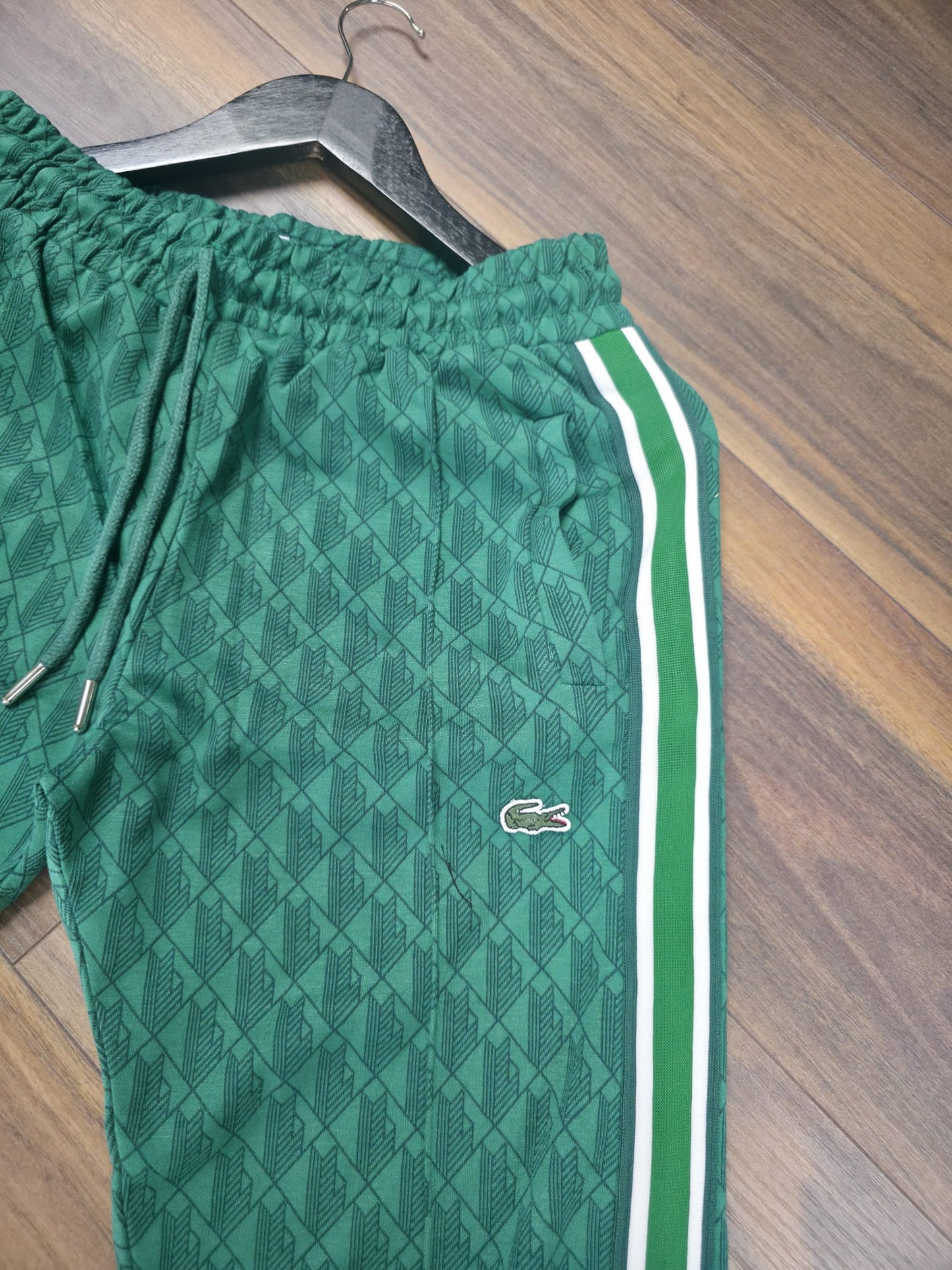 Lacoste donji deo trenerke