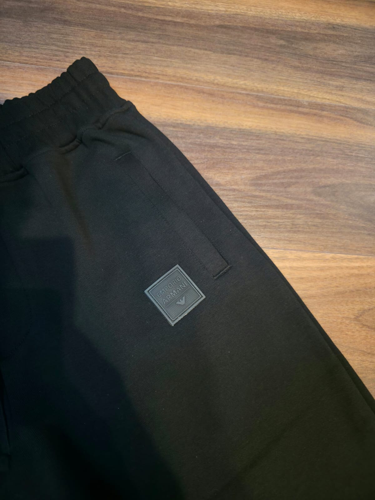 Armani donji deo trenerke