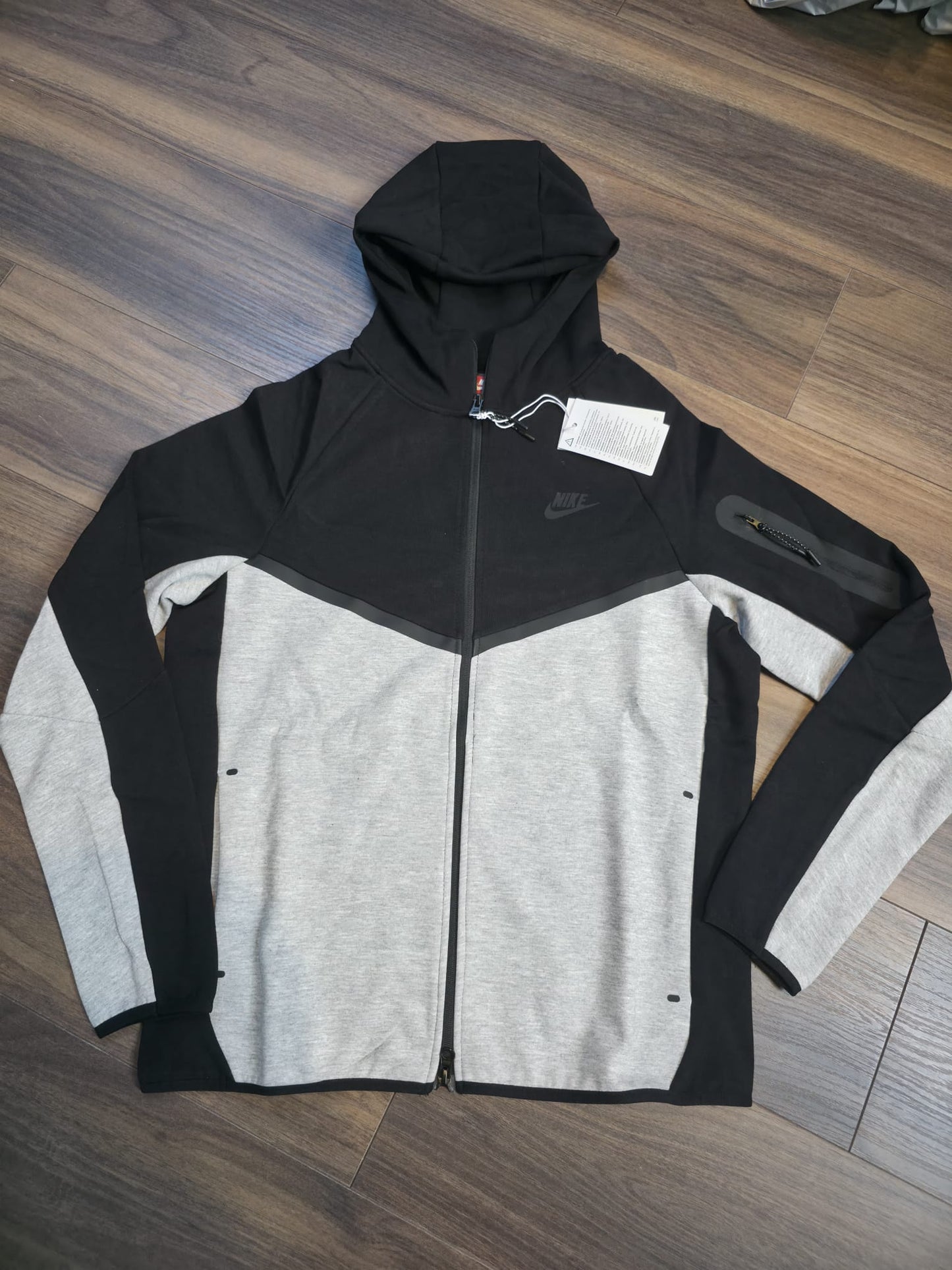 Nike Tech Fleece 2025 duks