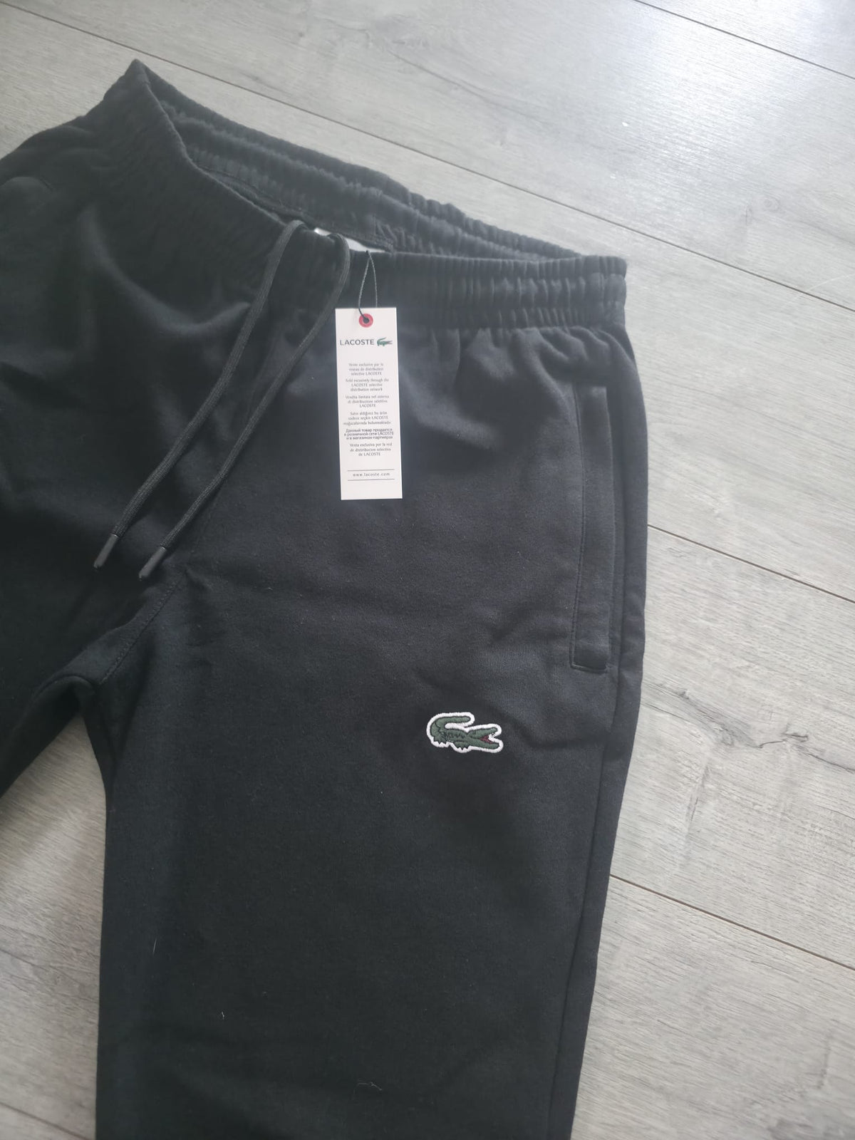 Lacoste donji deo trenerke