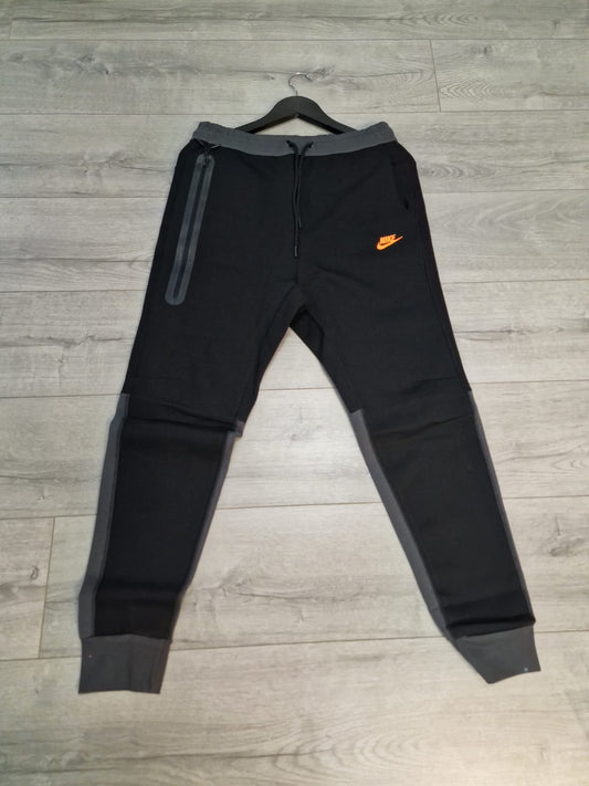 Nike Tech Fleece donji deo trenerke 2023