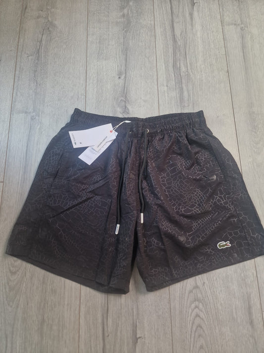 Lacoste kupaci sorc