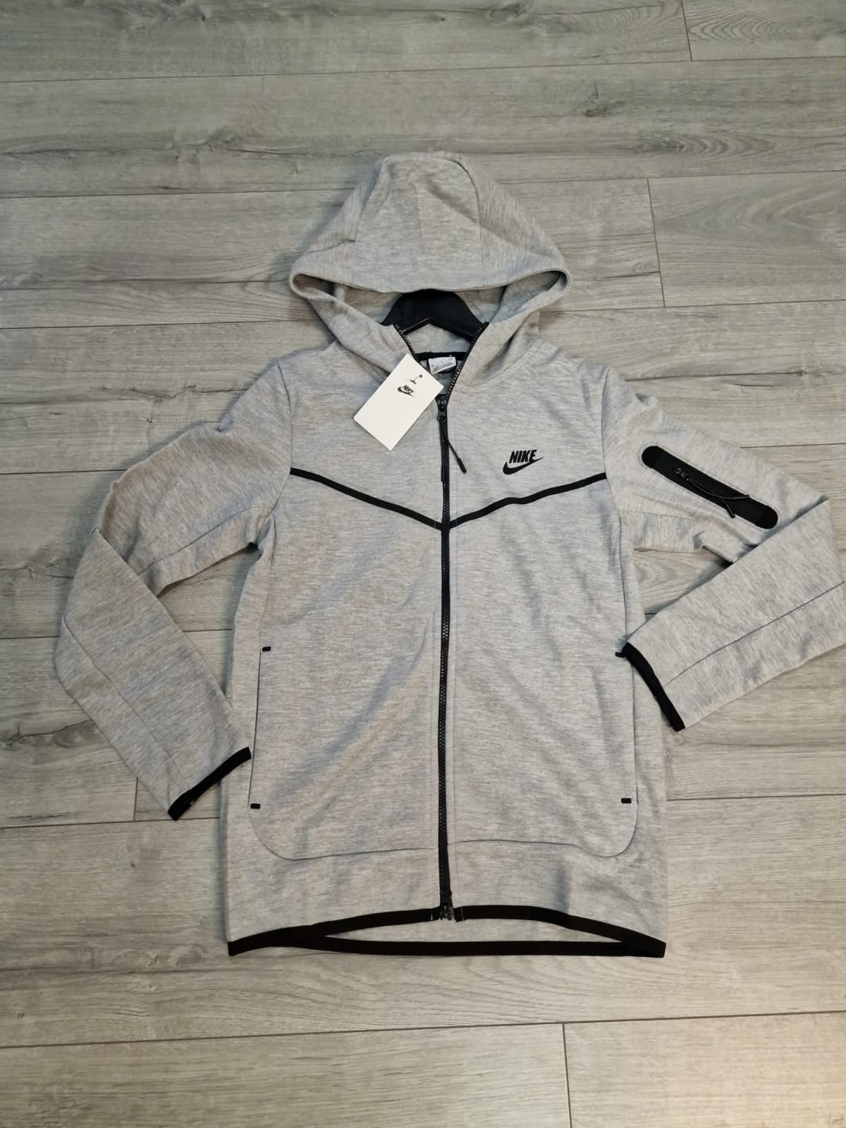 Nike Tech Fleece duks 2022