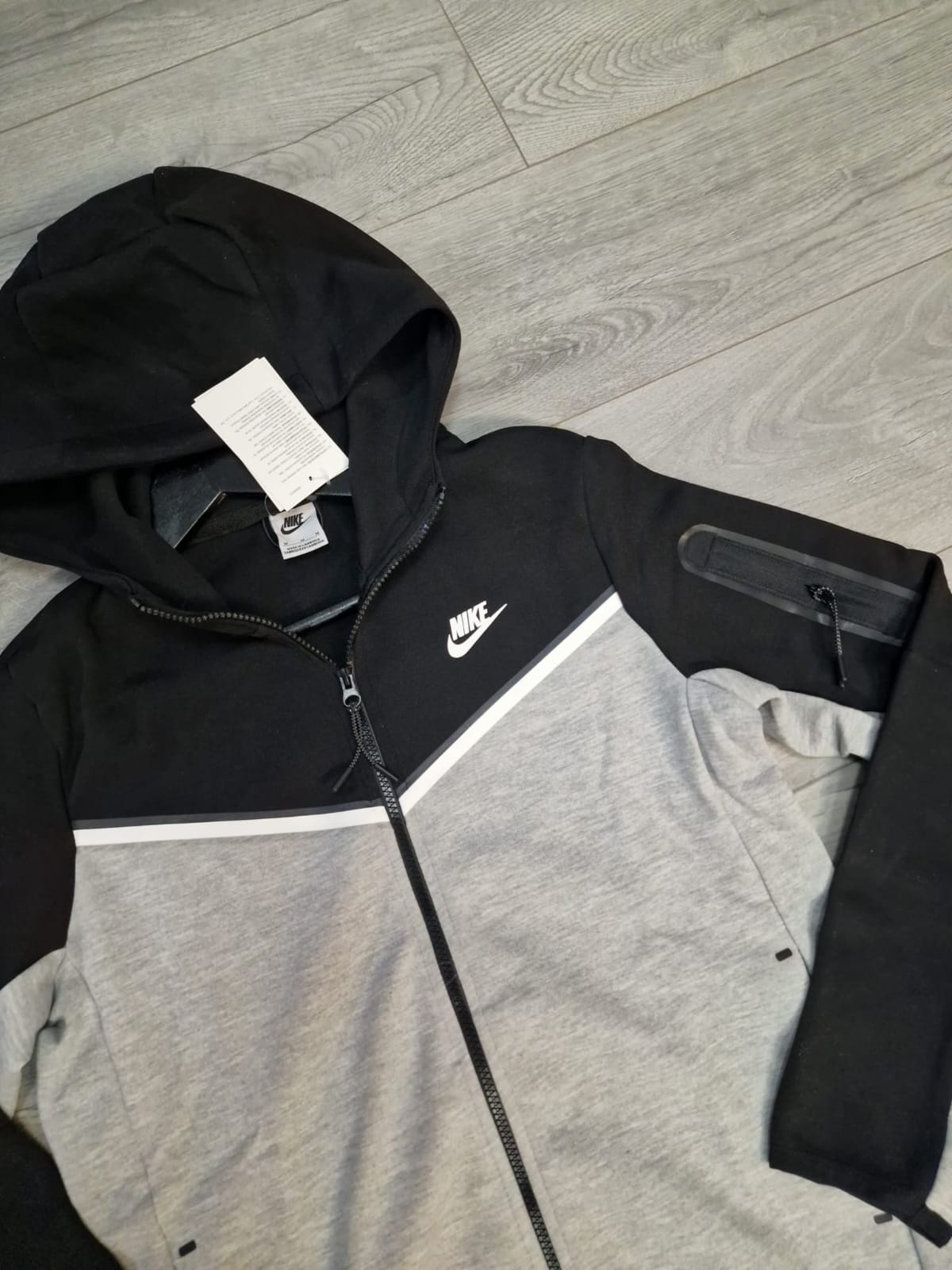 Nike Tech Fleece duks 2022