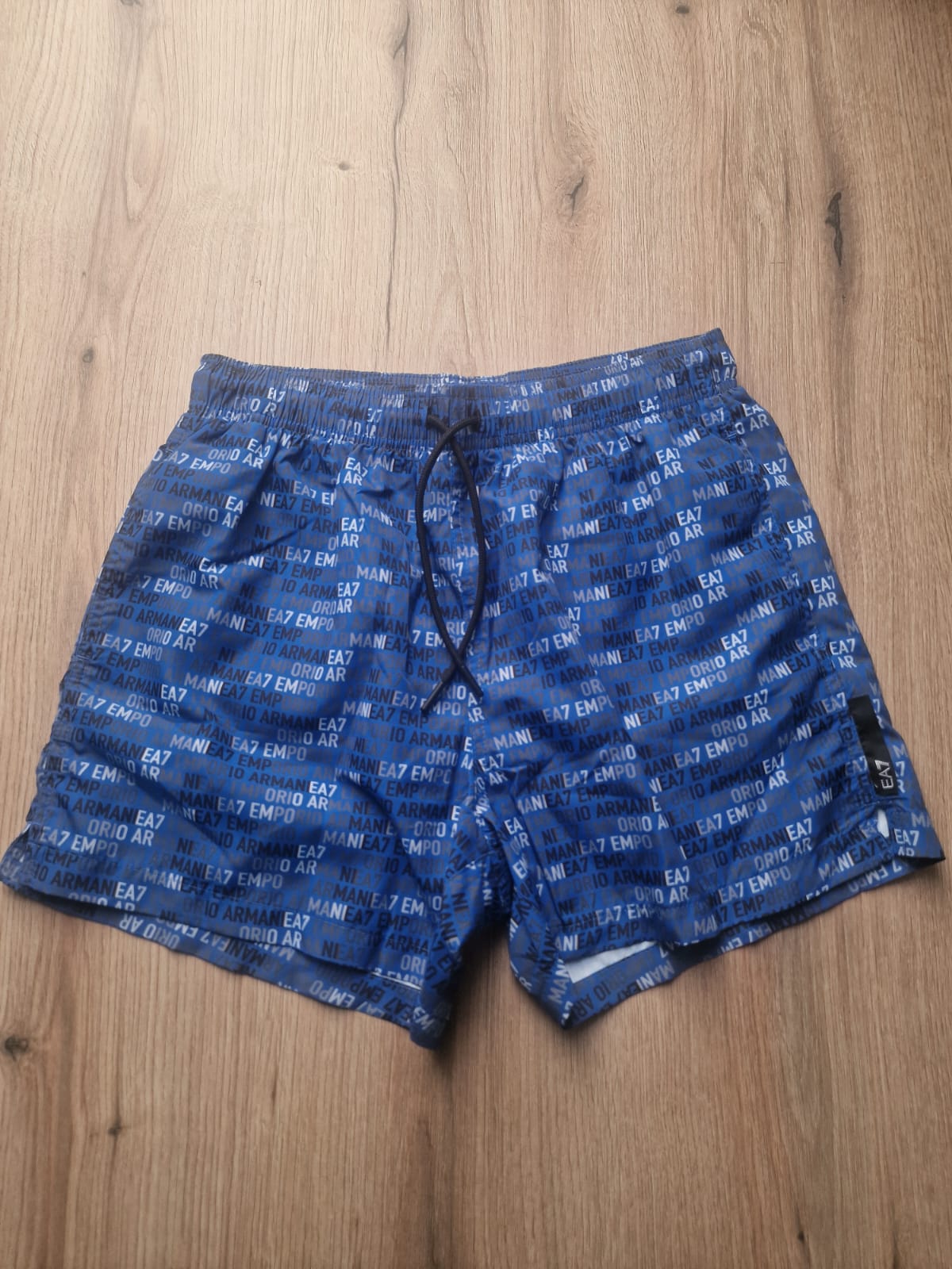 Armani kupaci sorc