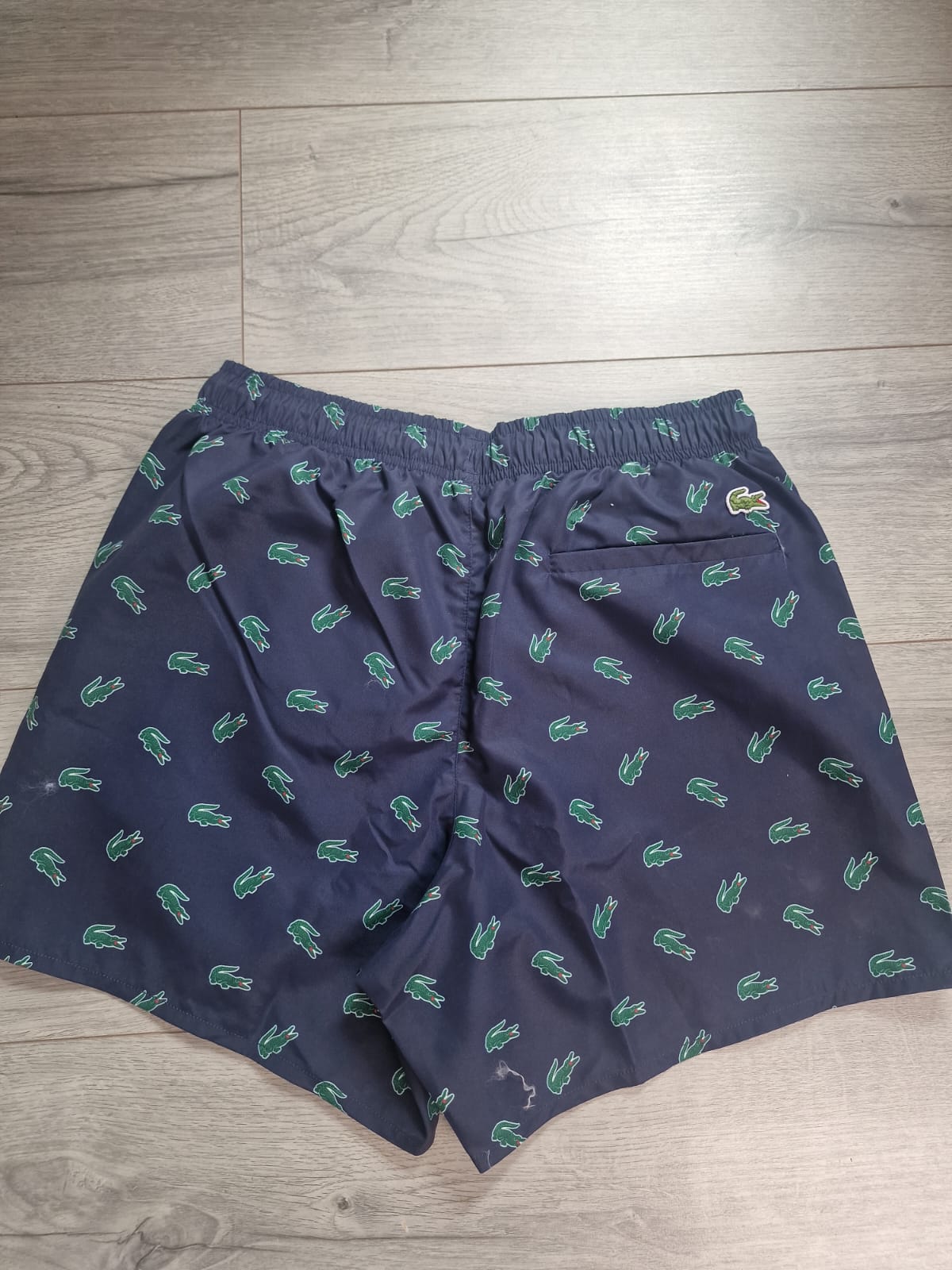 Lacoste kupaci sorc