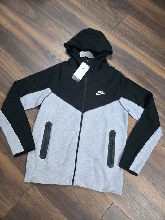 Nike Tech Fleece 2023 duks