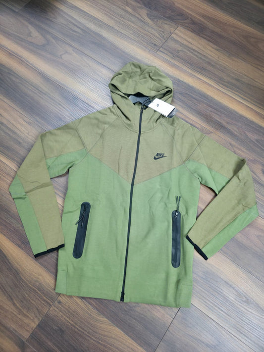 Nike Tech Fleece 2023 duks