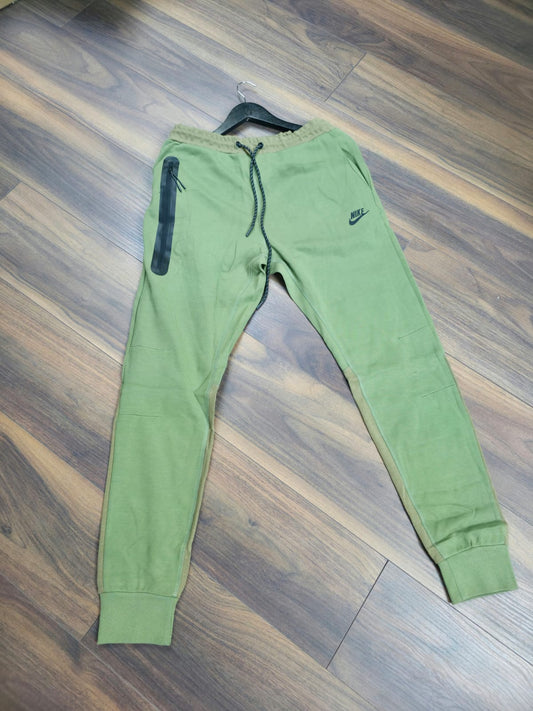 Nike Tech Fleece 2023 donji deo trenerke