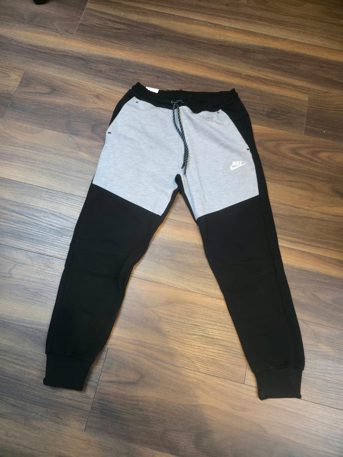 Nike Tech Fleece donji deo trenerke New Gen