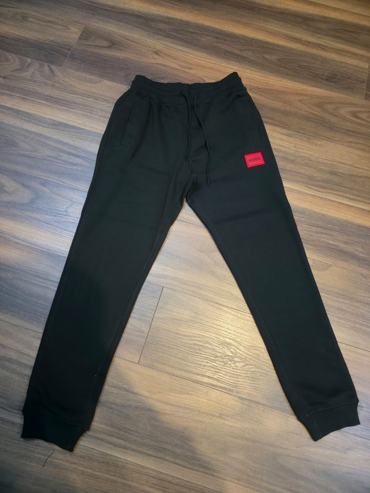 Hugo donji deo trenerke