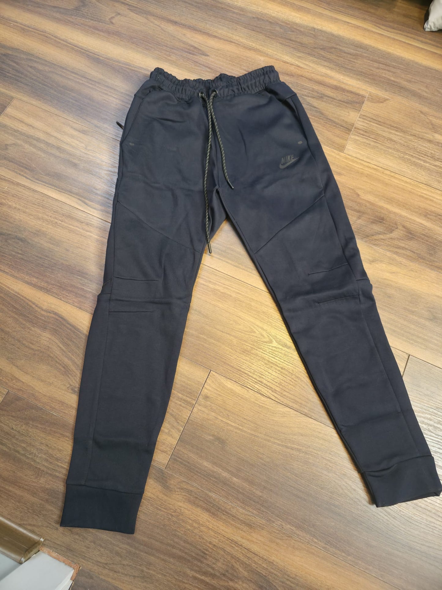Nike Tech Fleece 2025 donji deo trenerke