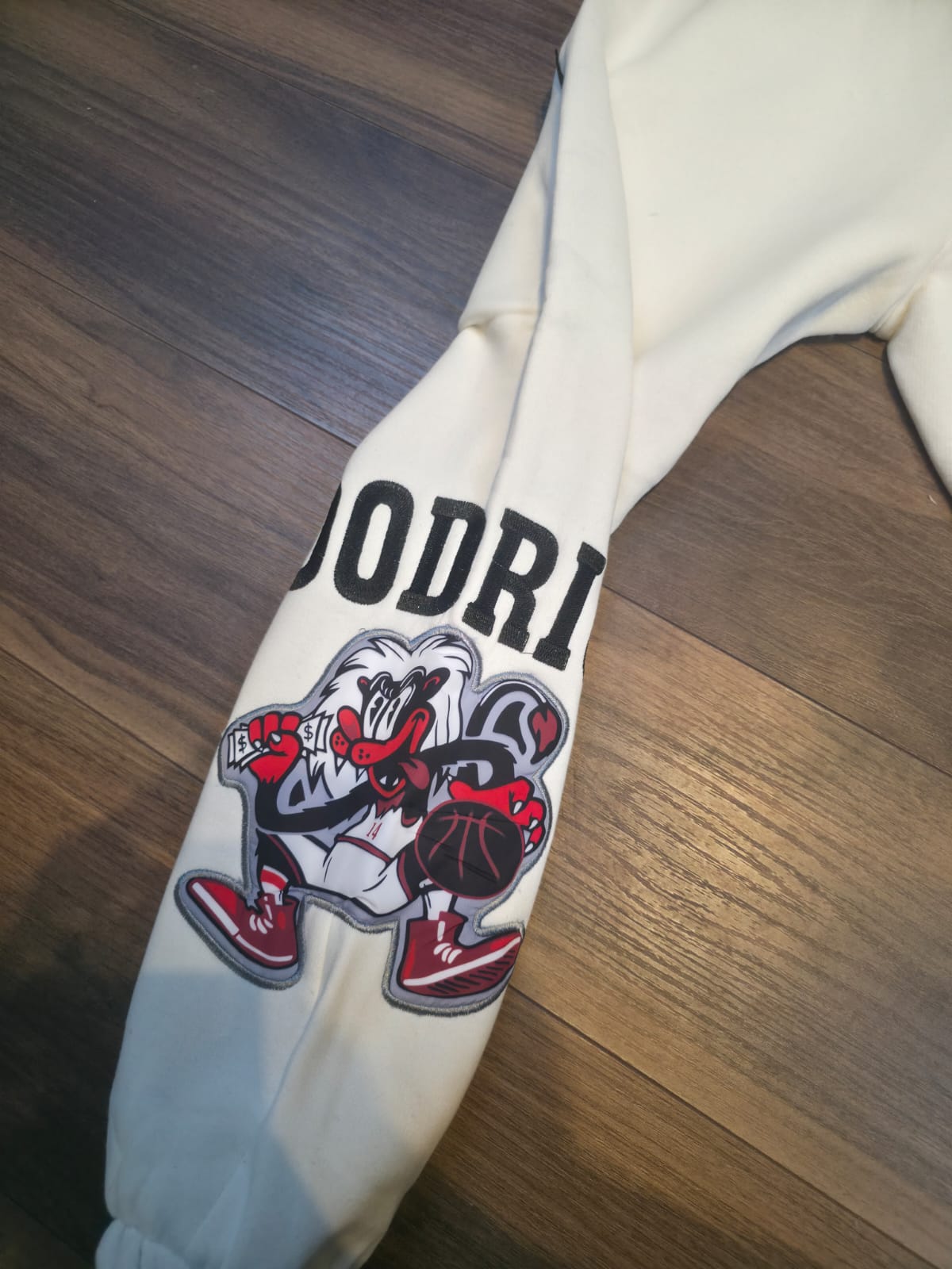 Hoodrich donji deo trenerke