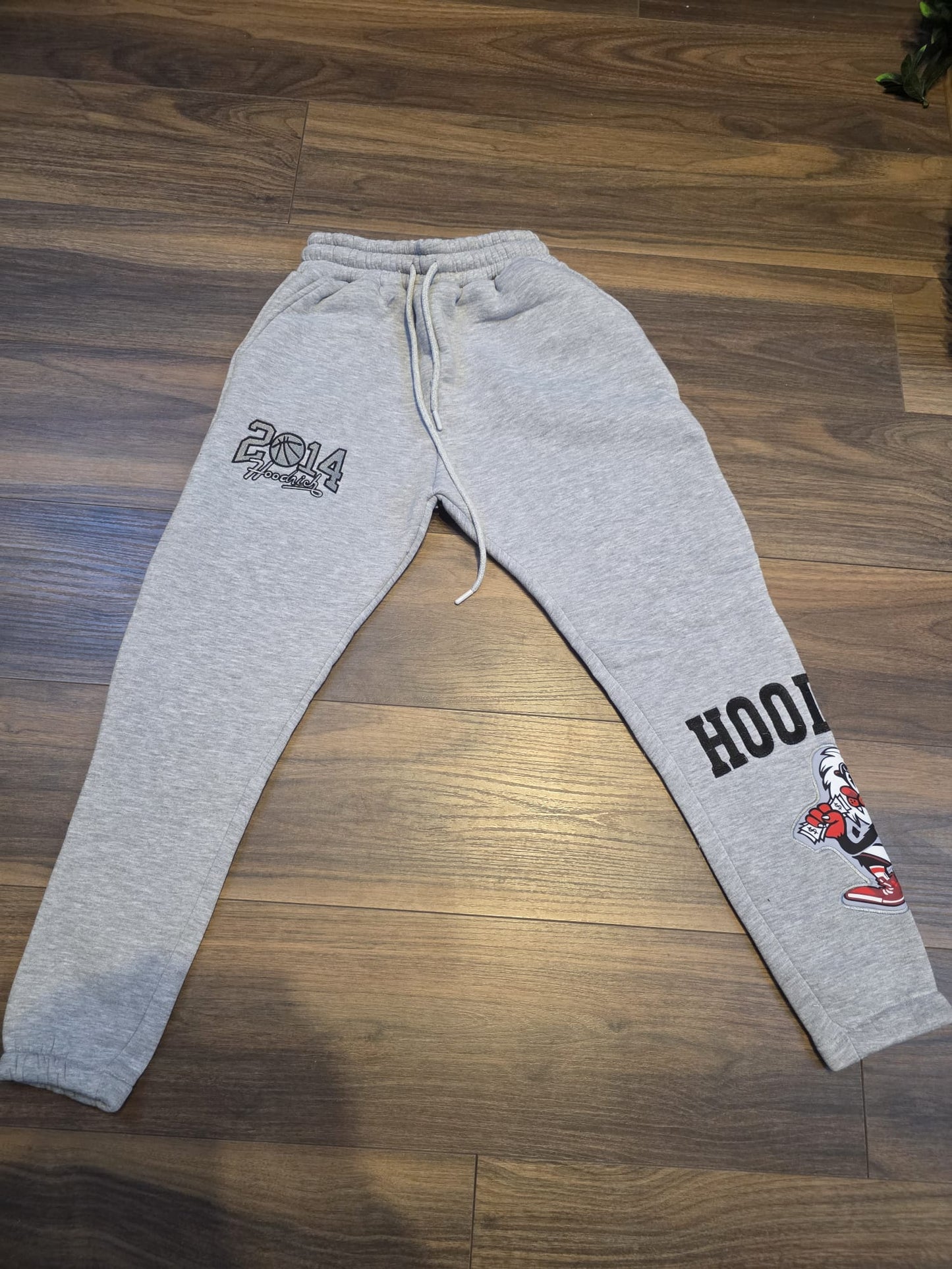 Hoodrich donji deo trenerke
