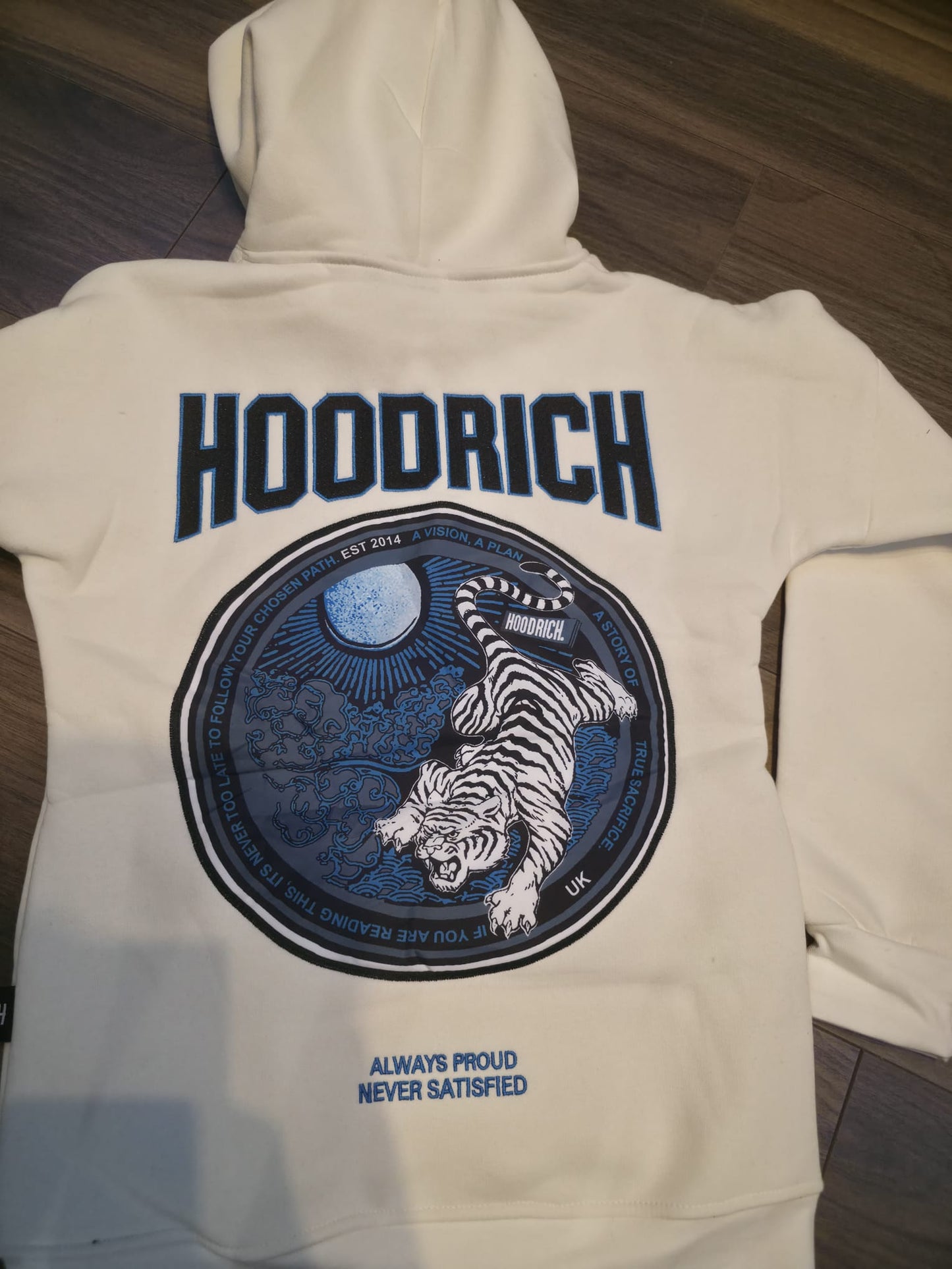 Hoodrich duks