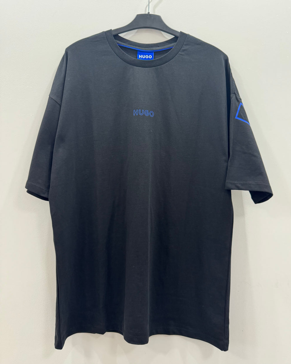 Hugo majica oversized